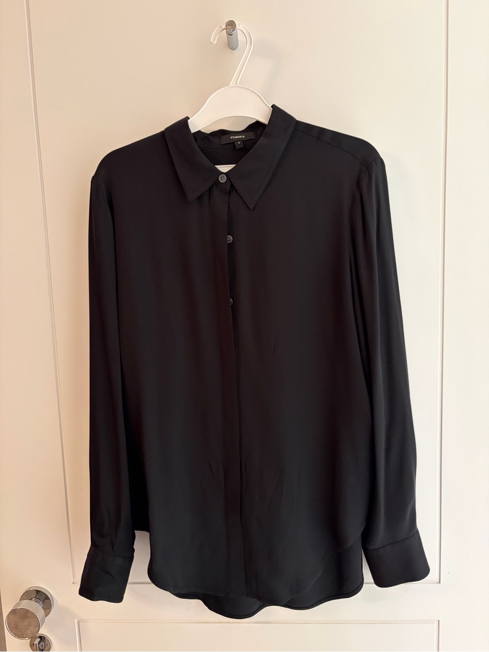 Theory Black Long silk Sleeve Button-Up Blouse